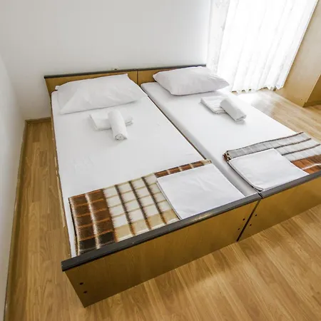 And By The Sea Rovanjska, Paklenica - 14732 Affittacamere 3*